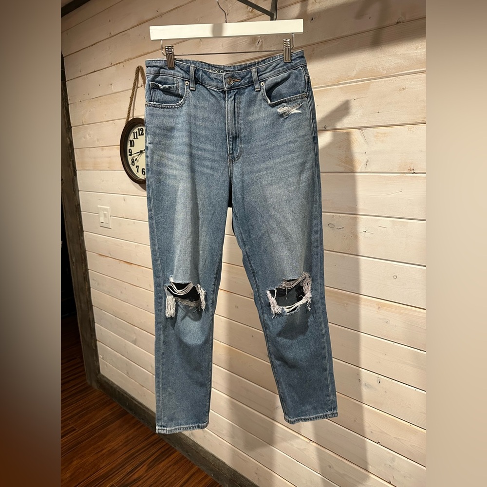 American Eagle | Comfort Stretch Distressed Jeans